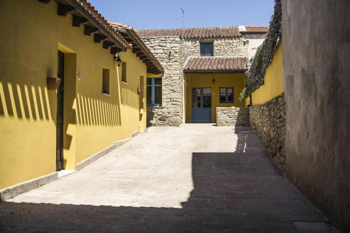 Albergo Diffuso Il Mandorlo Baressa Eksteriør billede