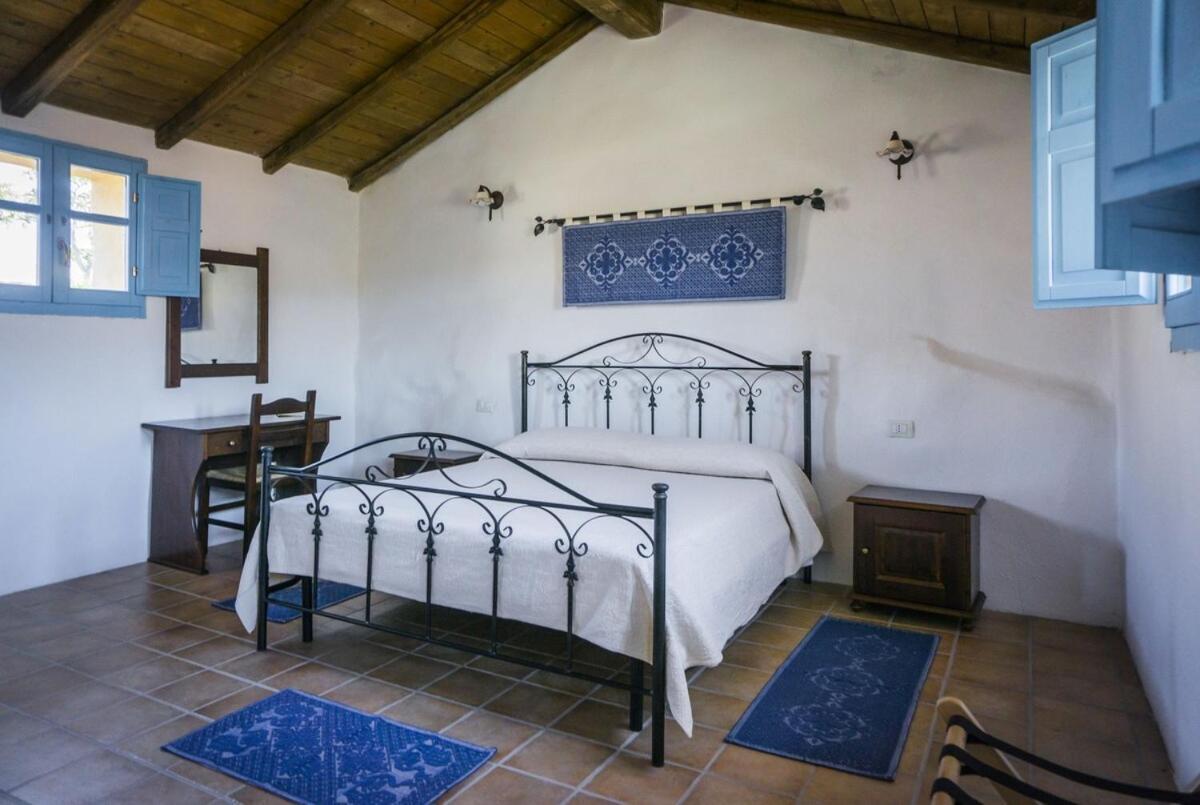 Albergo Diffuso Il Mandorlo Baressa Eksteriør billede